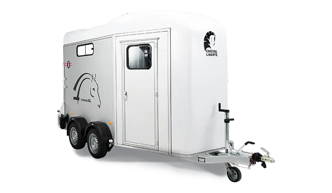 Touring XL with XXL tack room